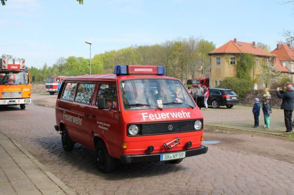 VW Bus der Feuerwehr Mösthinsdorf