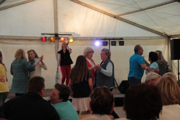 Die Helene Fische Double Show sorgte für eine gut gefüllte Tanzfläche