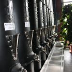 Verschiedenste Kaffeesorten in der Privatrösterei