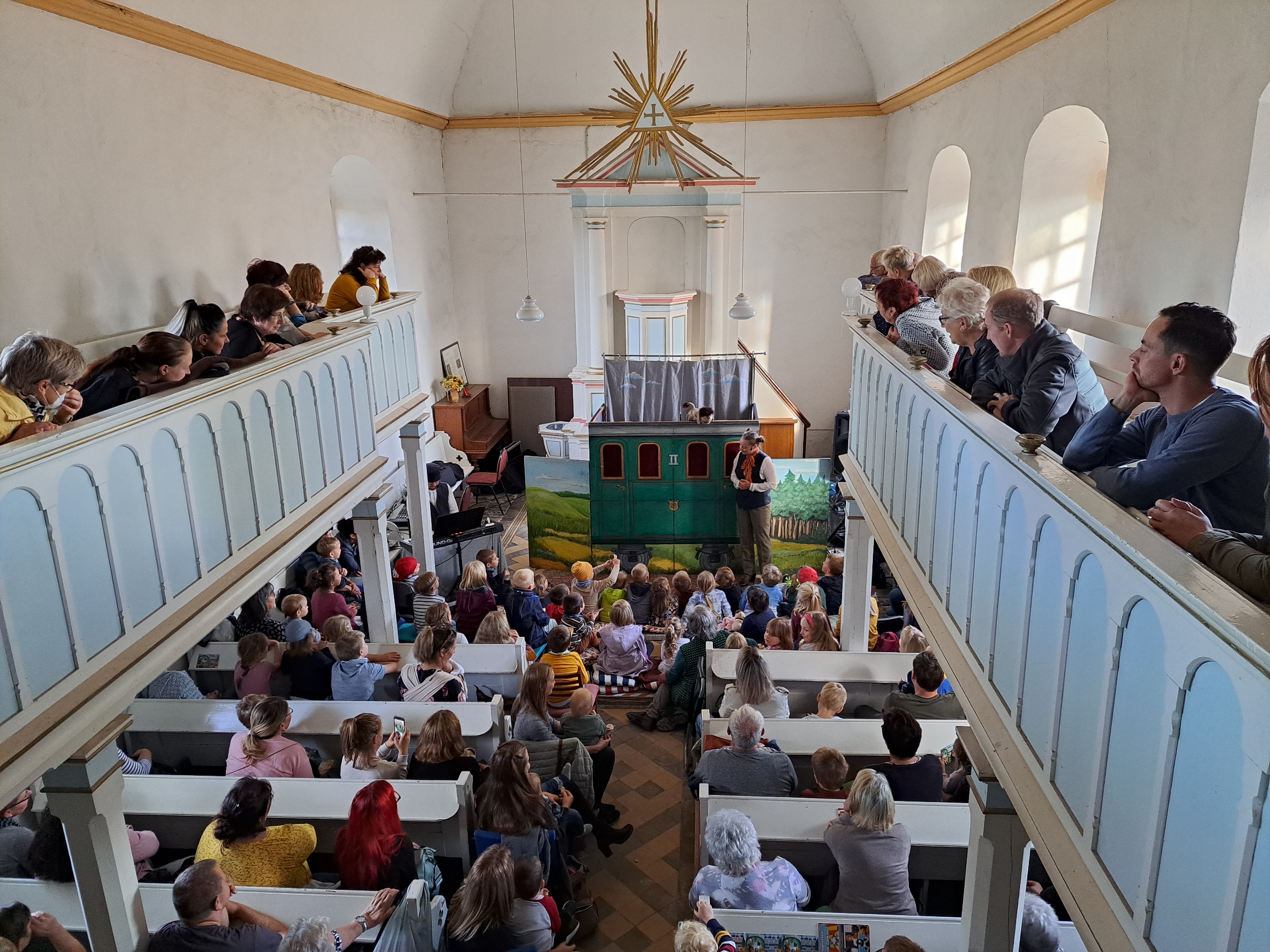 Viele kleine und große Gäste in unserer Kirche