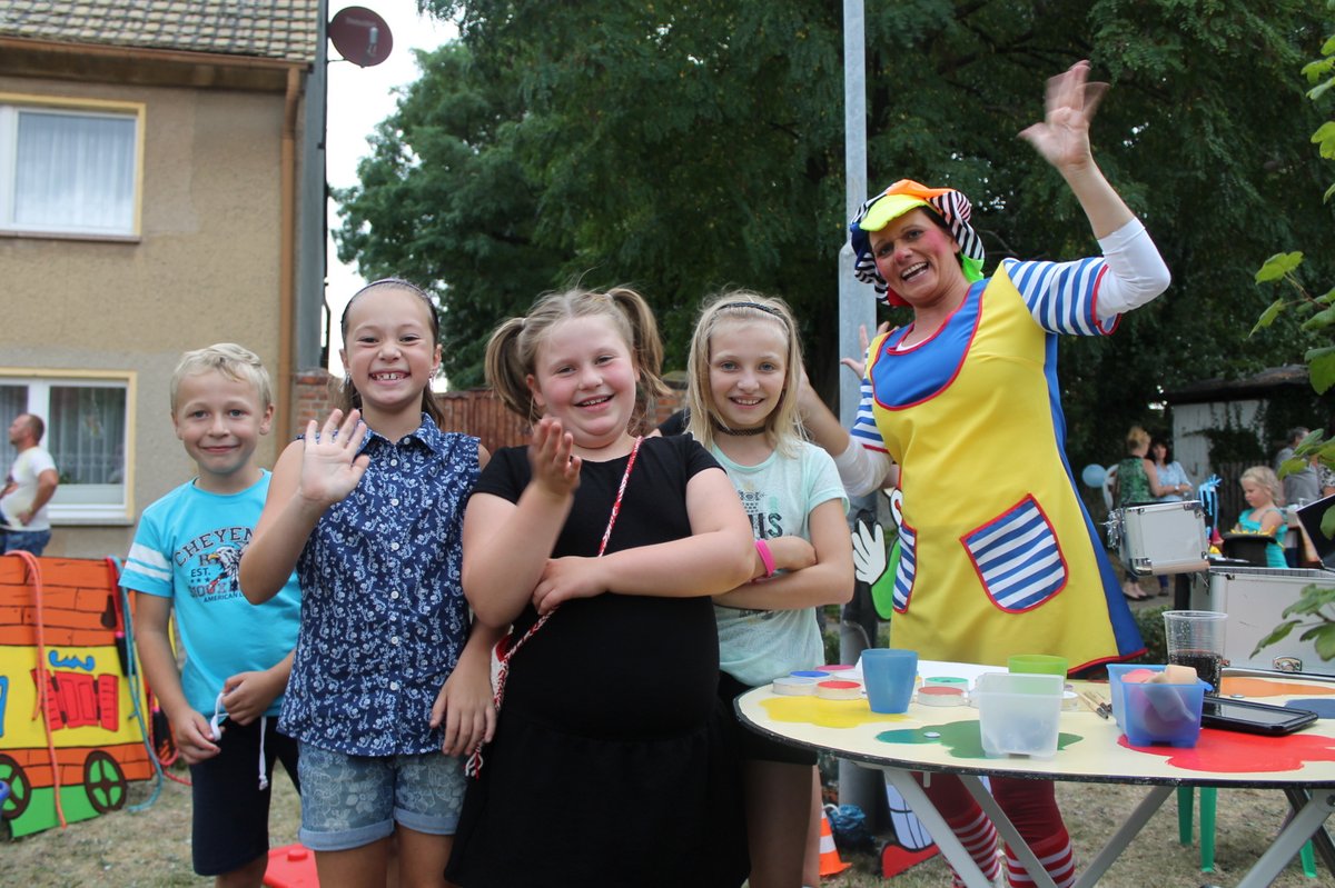 Clown Silli beim Fest der guten Nachbarschaft