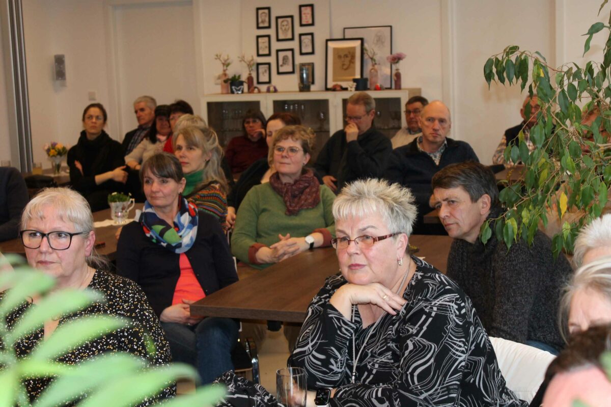 Gäste im Offenen Haus der Begegnung