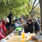 Mitbring-Frühstück im Kirchgarten