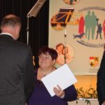 Übergabe und Gratulation durch Herrn Handschak