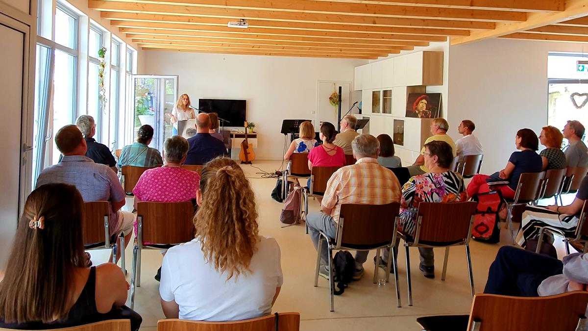 Offenes Haus der Begegnung: Literarisch-musikalisches Sommerfest des Friedrich-Bödecker-Kreis